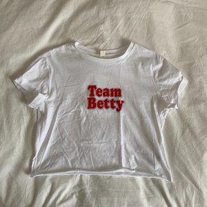 White 'Team Betty' Garage Crop Top